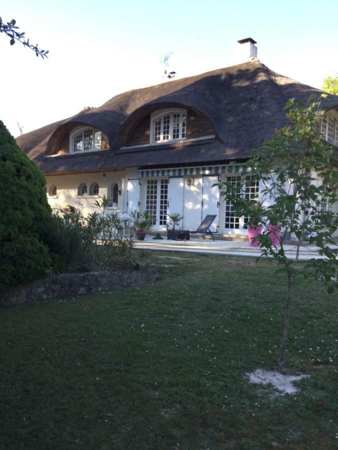 La Belle Chaumiere Bed & Breakfast Bretagne-de-Marsan Exterior foto